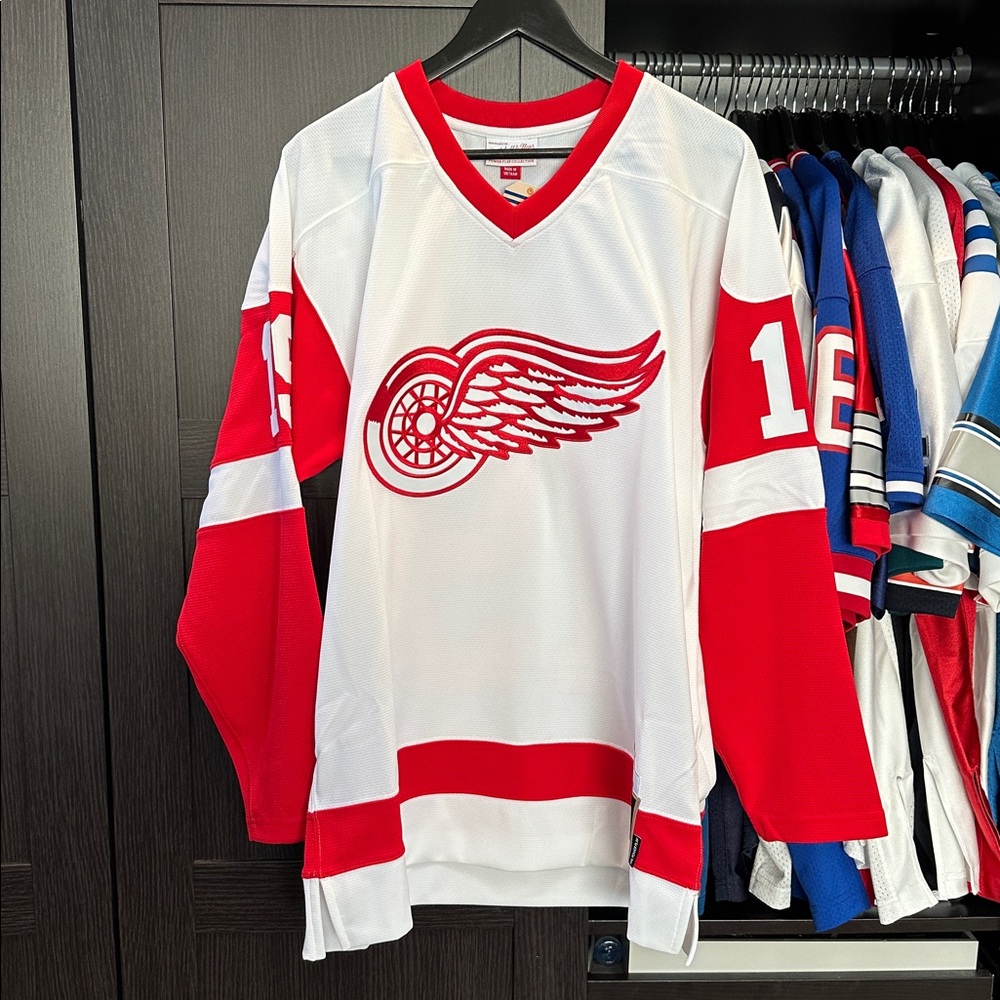 Steve Yzerman Detroit Red Wings Mitchell & Ness Power Play Jersey - White